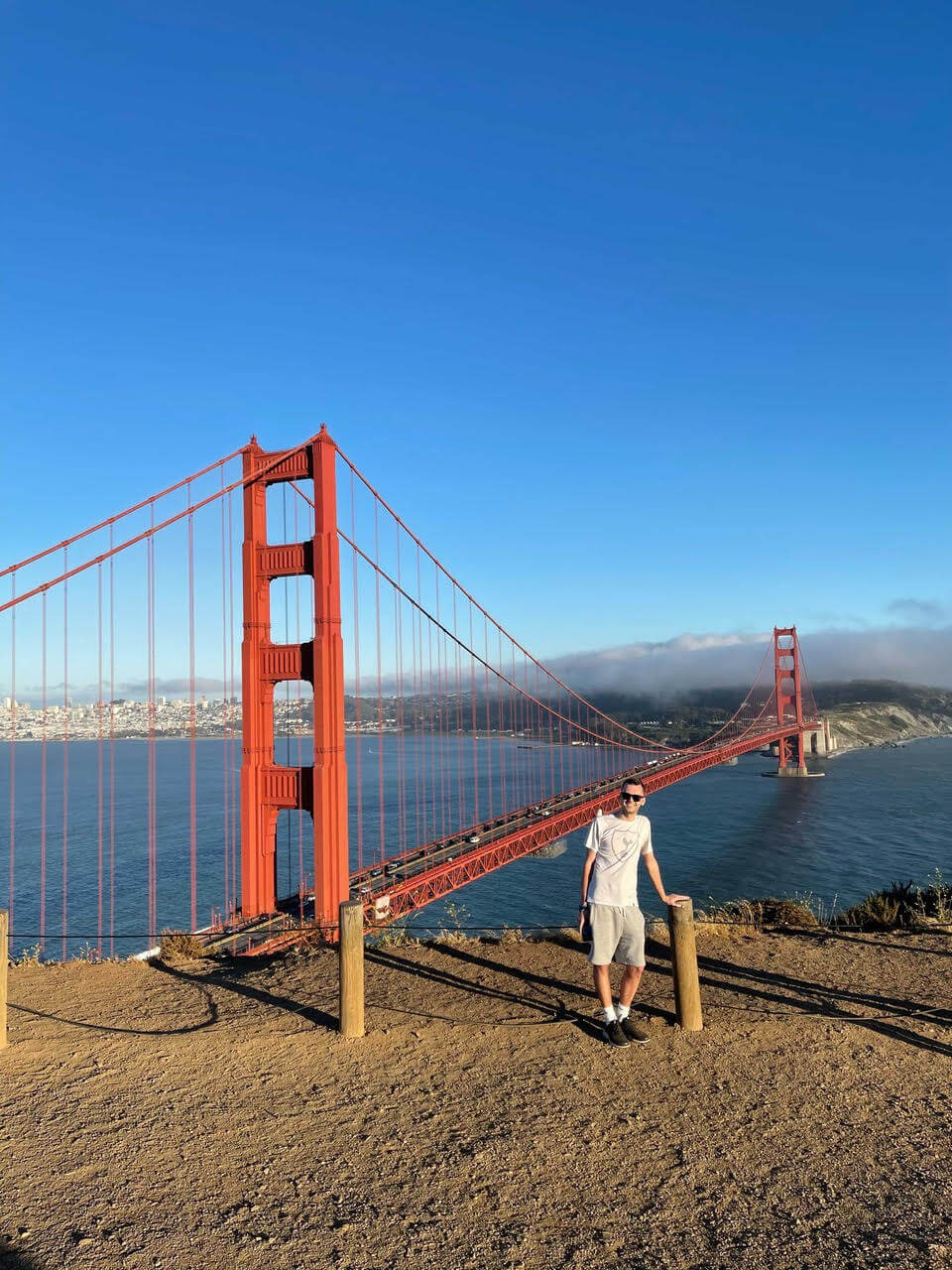 Terakeet employee at the Golden Gate Bridge